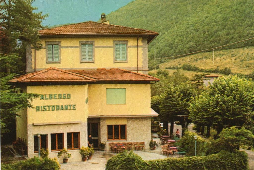 Albergo Padellino Vaglia  Bagian luar foto