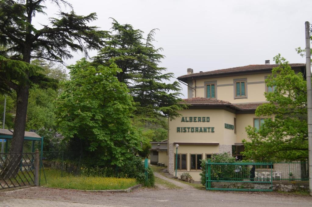 Albergo Padellino Vaglia  Bagian luar foto